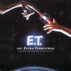 Presqu'une extra-terrestre