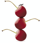 Trois cerises sur un gâteau...